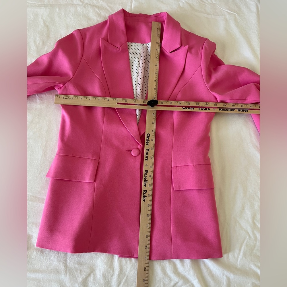 Classic women’s Blazer, Fully lined, front button closures, size Small - Picture 6 of 9